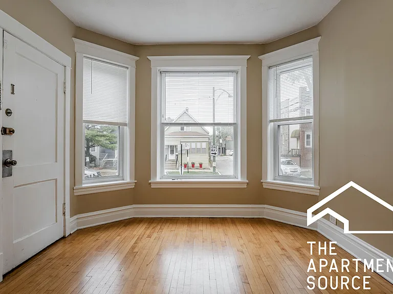 2614 N Springfield Ave #1 — Photo 1