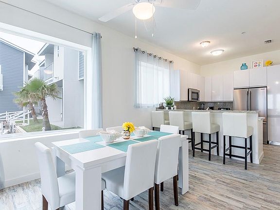 5th image of 6101 Padre Blvd #403