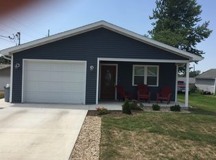 1705 N 17th St, Quincy, IL 62301