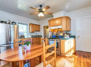 80 Rice St #2, Cambridge, MA 02140