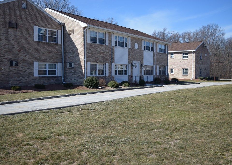 1st image of 80C Washington Park Dr APT 9