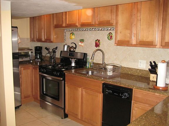 2nd image of 5015 N Nordica Ave