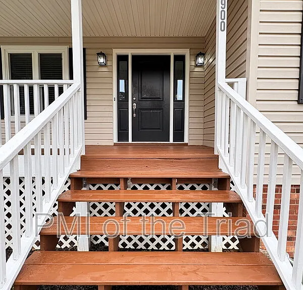3900 Hunt Chase Ct — Photo 3