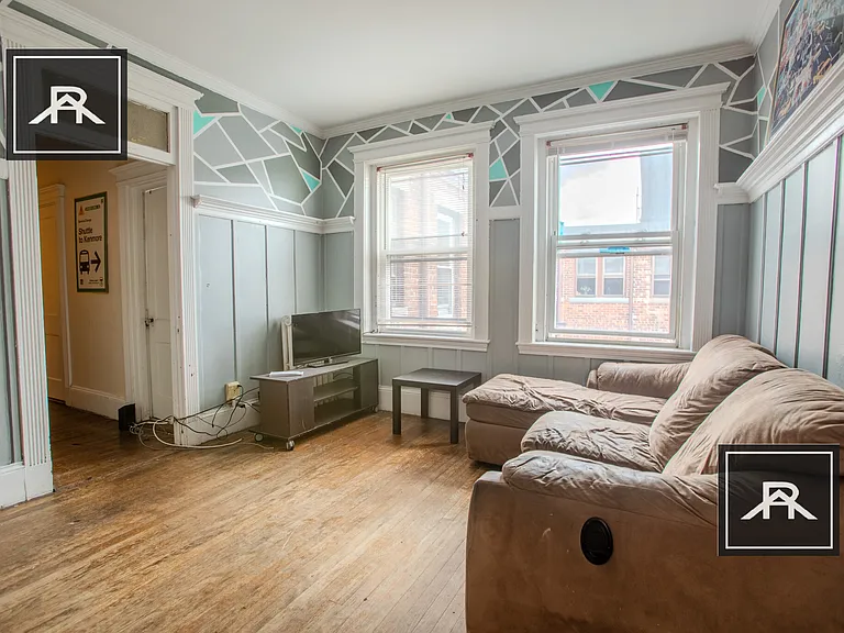 22 Glenville Ave #3 — Photo 3