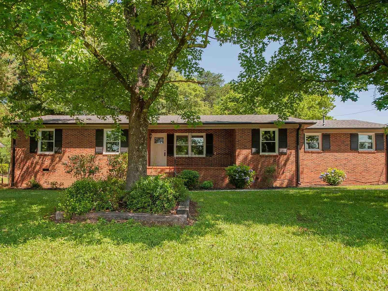 1605 State Park Rd, Greenville, SC 29609 Zillow