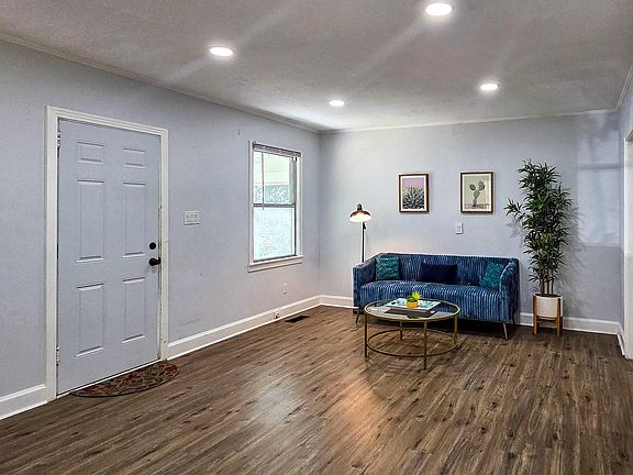 5th image of 22 Pittman St