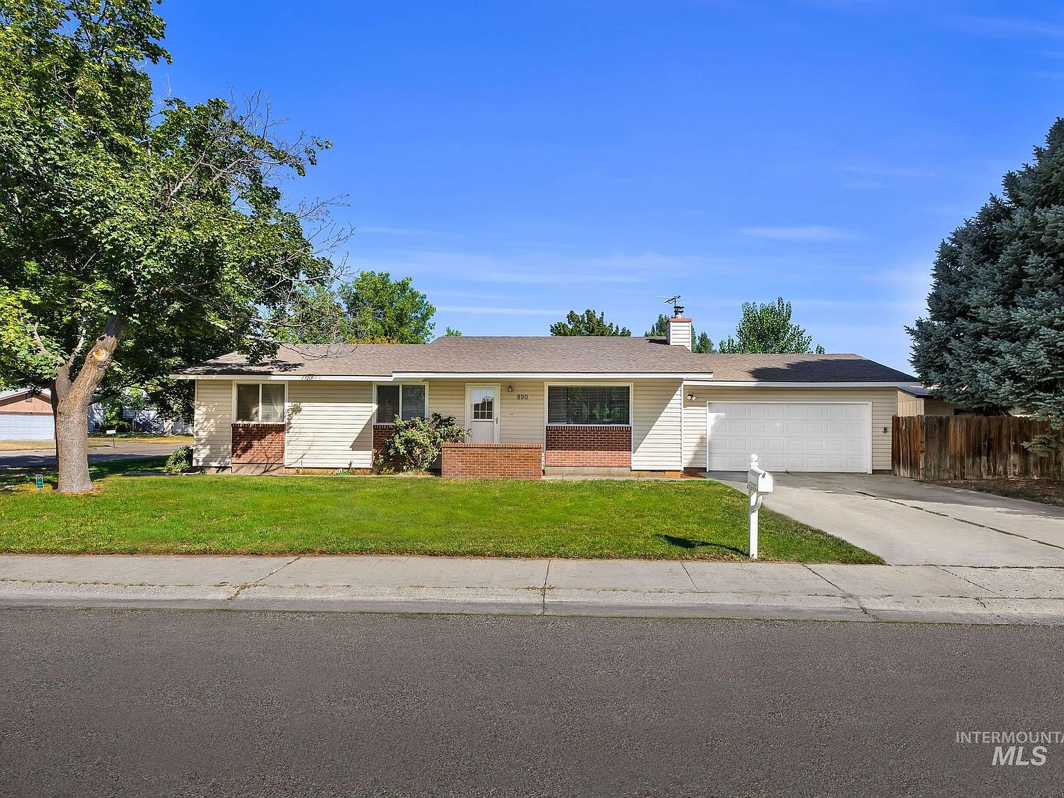 890 W 9 S, Mountain Home, ID 83647 | Zillow