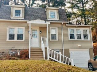 3721 Inland Ave, West Mifflin, PA 15122