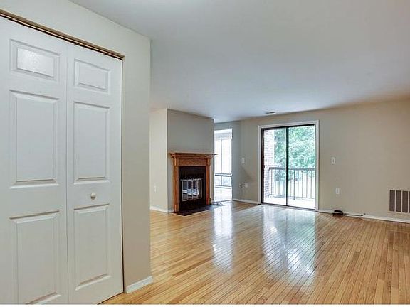 5th image of 18141 Chalet Dr APT 202