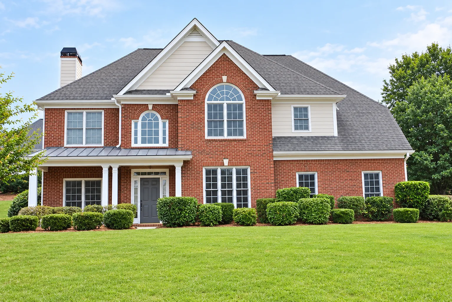 5 bed, 3.5 bath, 2941 sqft, $2,995 — Photo 1