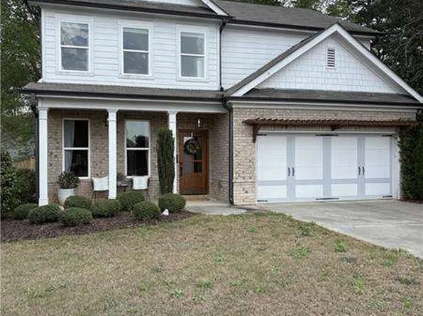 243 N Gwinnett St, Buford, GA 30518