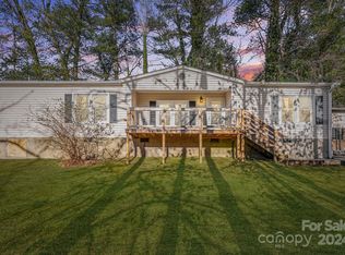 399 Patterson Rd, Hendersonville, NC 28739