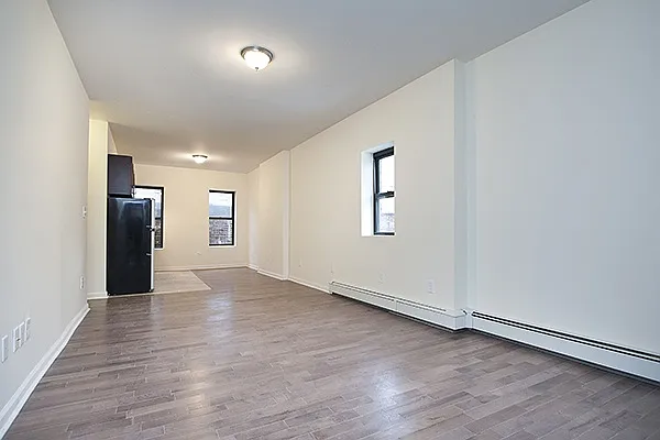 Rented by Nest Seekers International | media 7