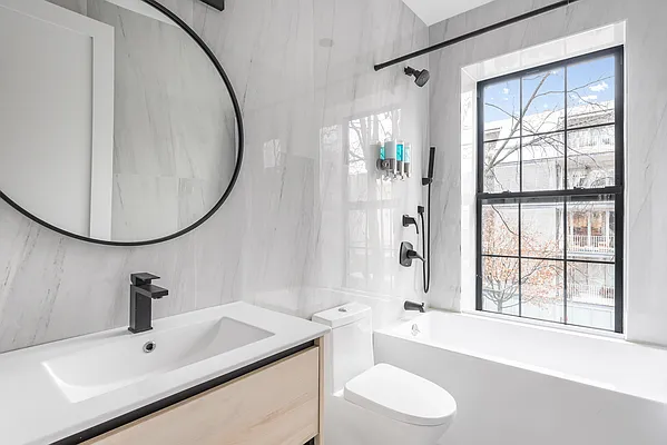 Rented by Oxford Property Group | media 7