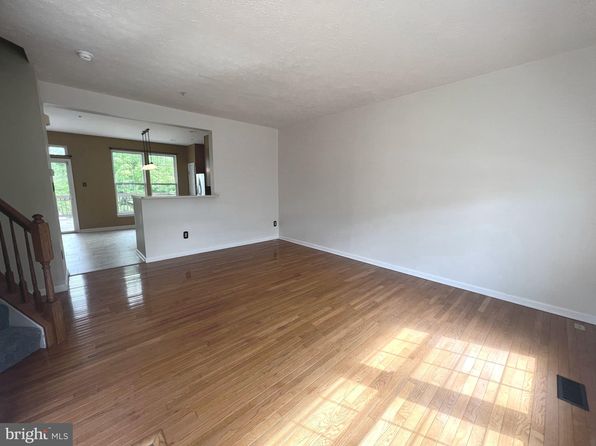 3 Turnbrook Ct, Baltimore, MD 21234