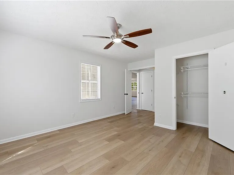 201 Colony Springs Dr — Photo 28