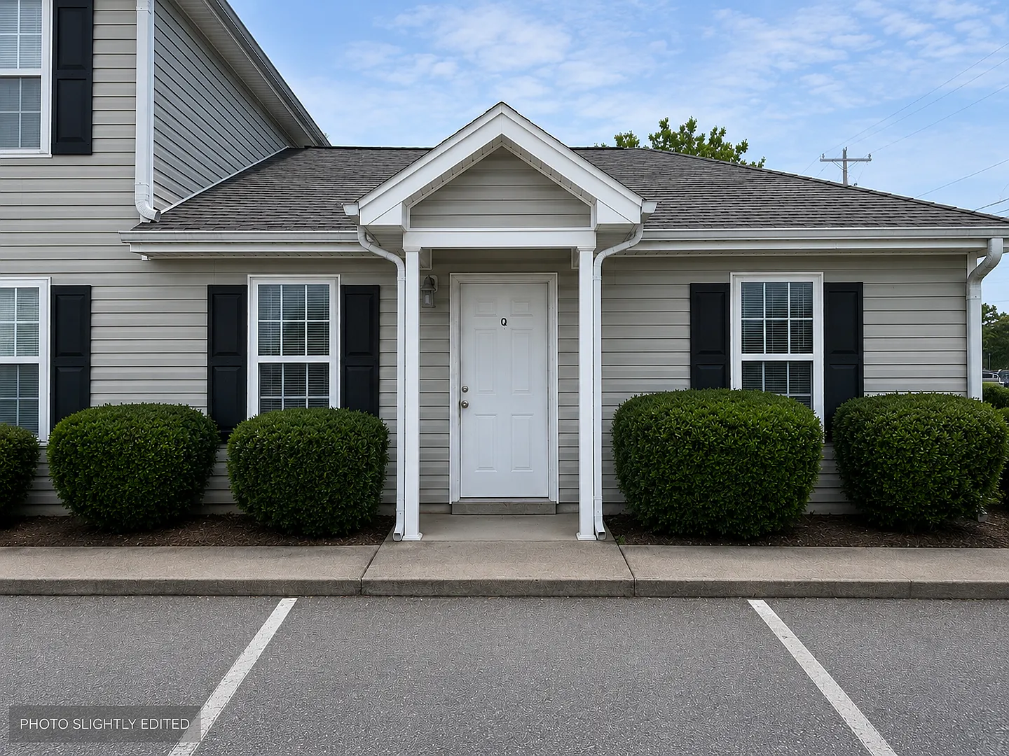 Two bedroom, 1 bath apartment in Graham (Park Place Apts) — Photo 1