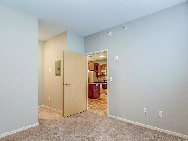 2nd Bedroom 2nd Bedroom