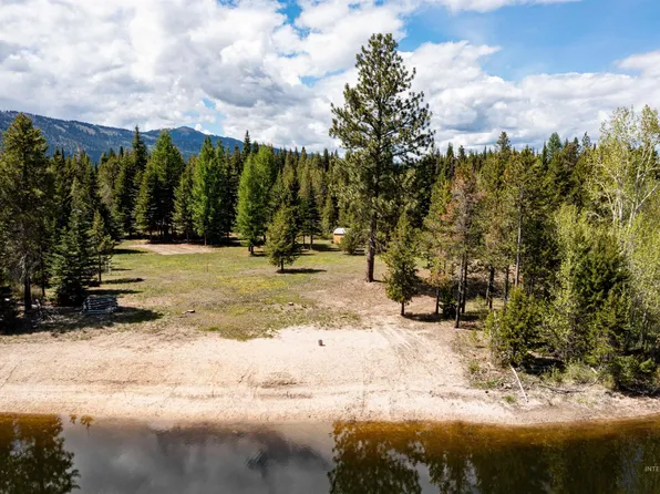 12984 Ponderosa Ln, Donnelly, ID 83615