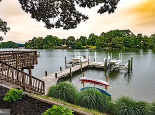 17760 Lawrence St, Saint Inigoes, MD 20684