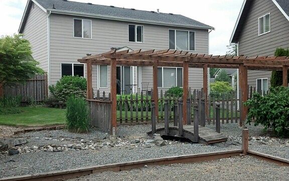 4th image of 3207 117th Ave NE