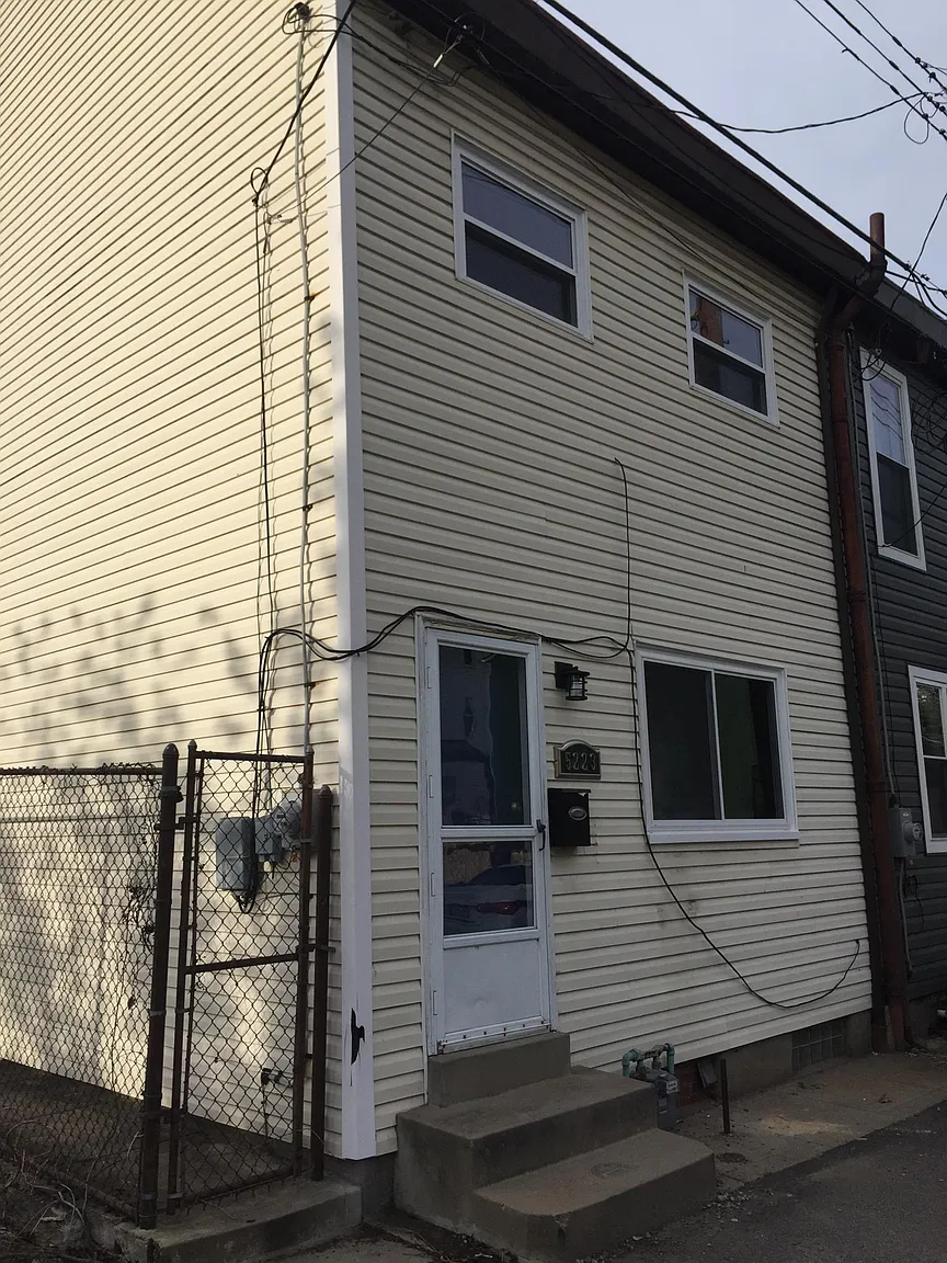 5223 Lotus Way photo 1