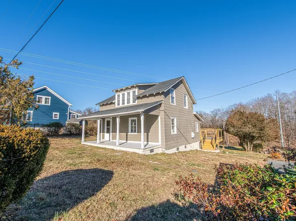 7569 Porters Rd, Esmont, VA 22937