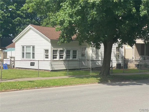 1230 Whitesboro St, Utica, NY 13502