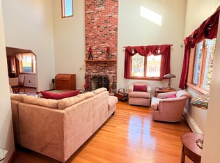 54 Howe St, Quincy, MA 02169