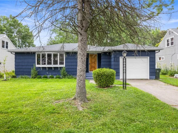 411 Robert Dr, North Tonawanda, NY 14120