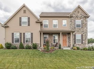 10 Oyster Bay Dr, Mechanicsburg, PA 17050