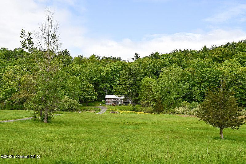 2nd image of 185 Stanton Road