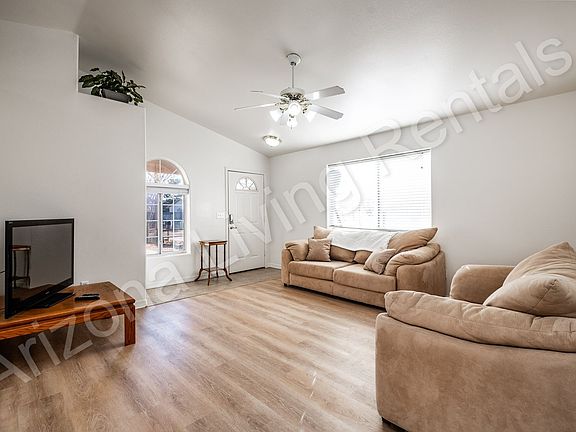 4th image of 2439 Harrod Ave