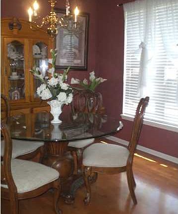 4th image of 620 Beverly Dr