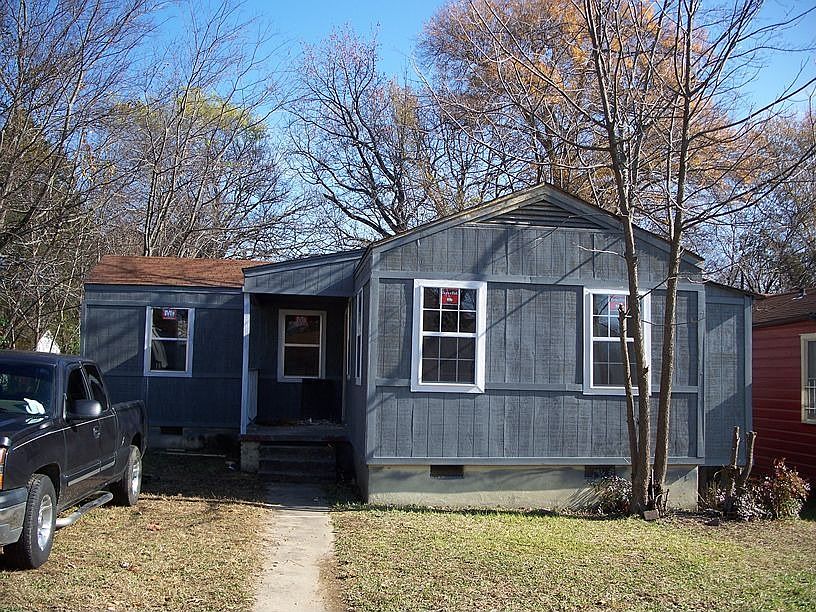 3 bd 2 bath 1300 sq. ft.