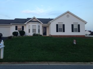 615 Hunters Knoll Rd, Winston Salem, NC 27106