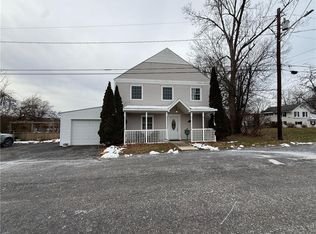 1920 Grandview Ave, Irwin, PA 15642