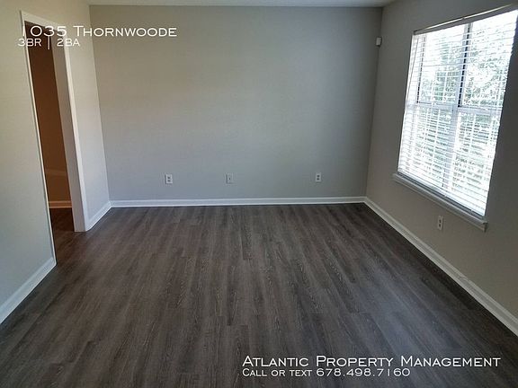 3rd image of 1035 Thorn Woode Ln