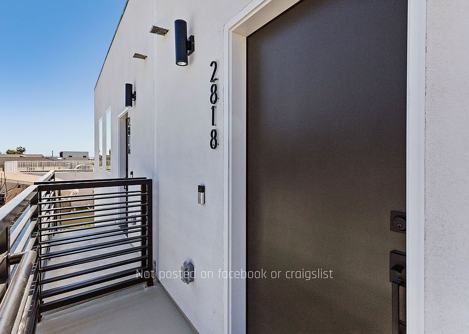 1st image of 2818 Nye St
