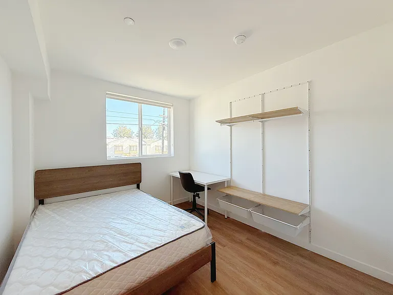 2642 Brighton Ave — Photo 8