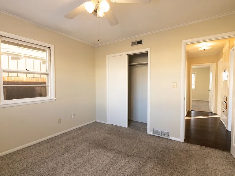 2730 W Country Club Dr — Photo 16