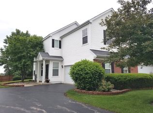 1720 Parkside Dr, Shorewood, IL 60404
