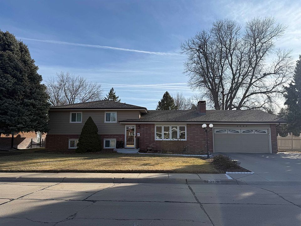 1st image of 2320 CEDARBERRY LANE