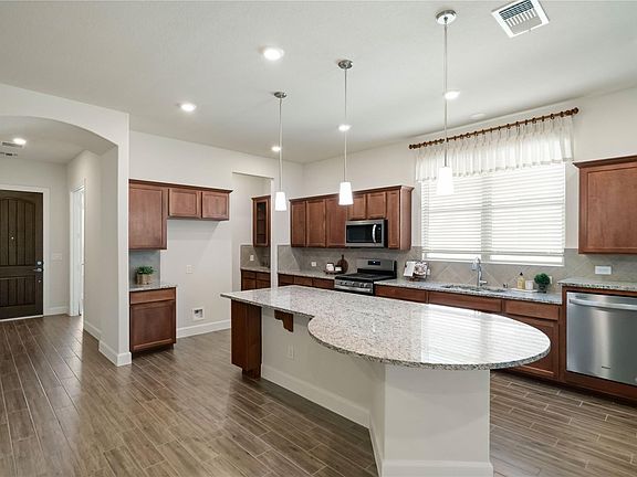 4th image of 516 Nokota Dr