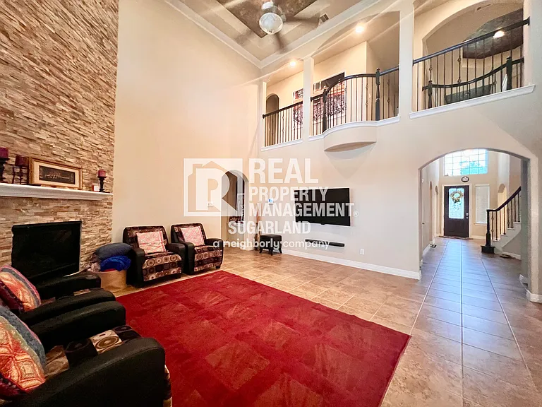 18607 Pelham Grove Ln — Photo 17