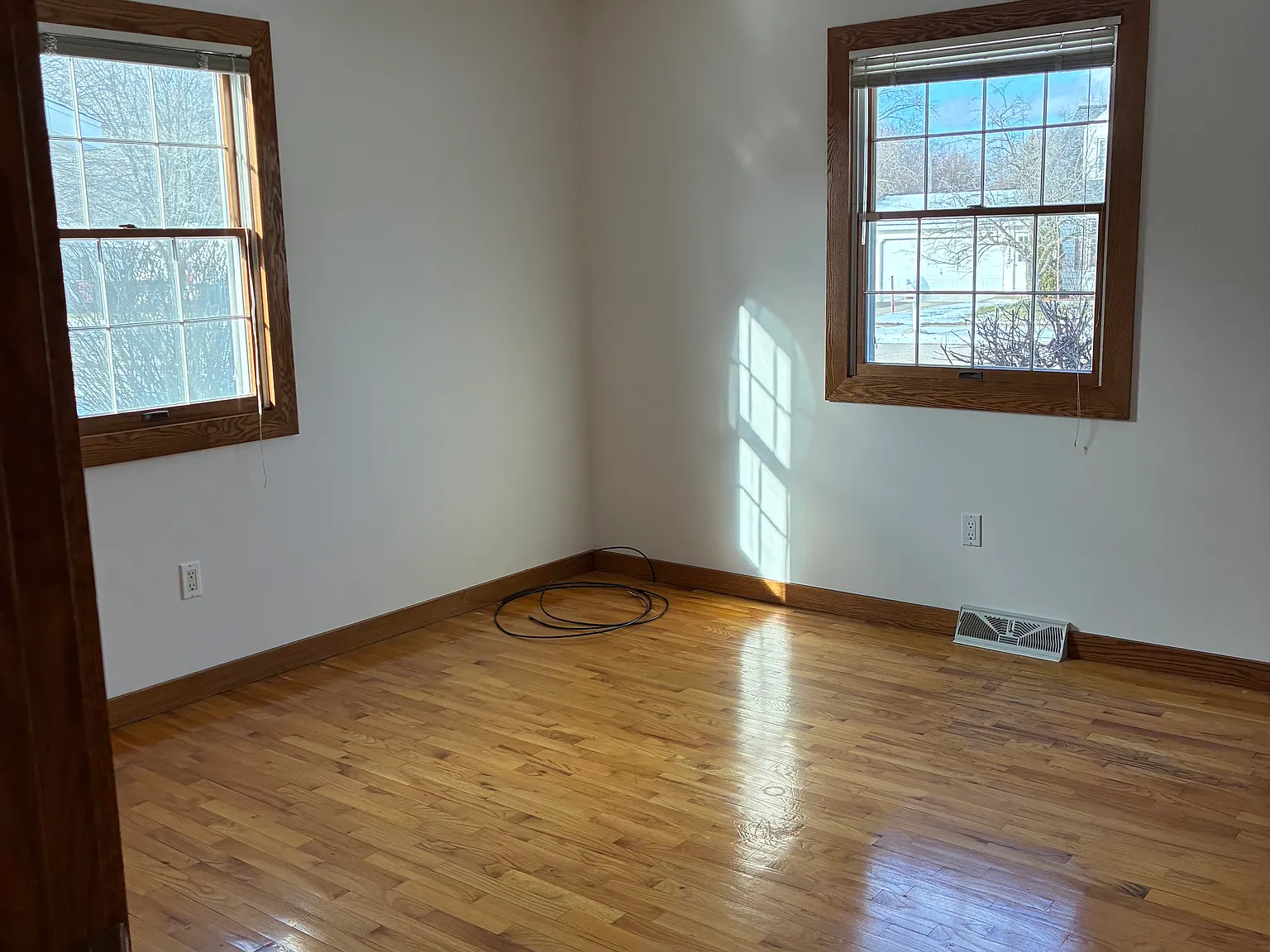 3 bed, 1400 sqft, $2,350 — Photo 4