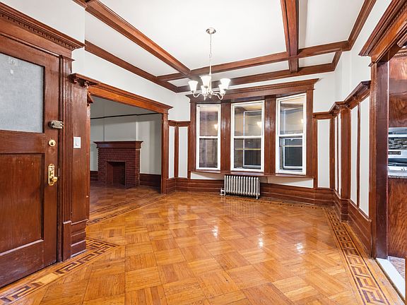 4th image of 1070 Carroll St #1
