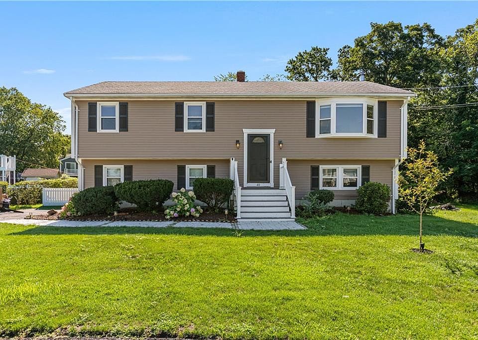 1st image of 40 Fern Dr