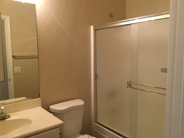 9435 W Pierson St — Photo 19