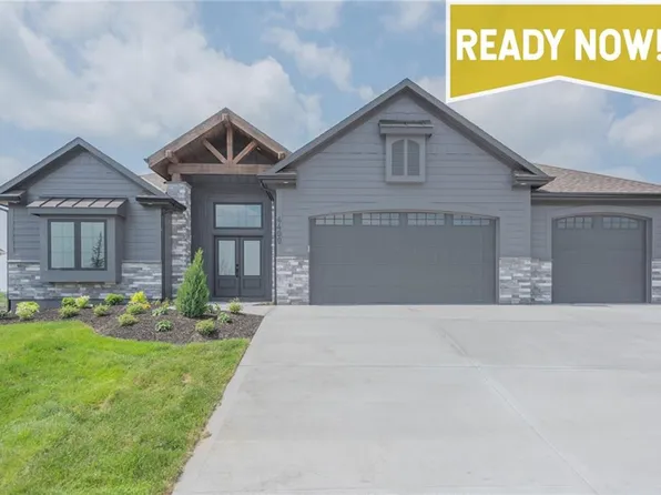 4400 Aspen Dr, Basehor, KS 66007